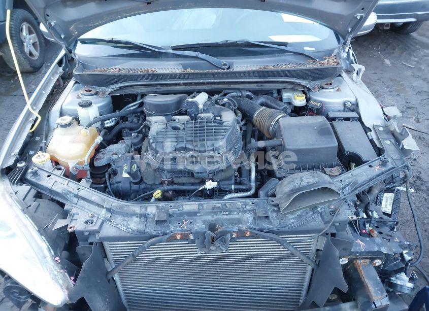 Photo 10 of 2013 Chrysler 200 LX (VIN 1C3CCBAG7DN724163)