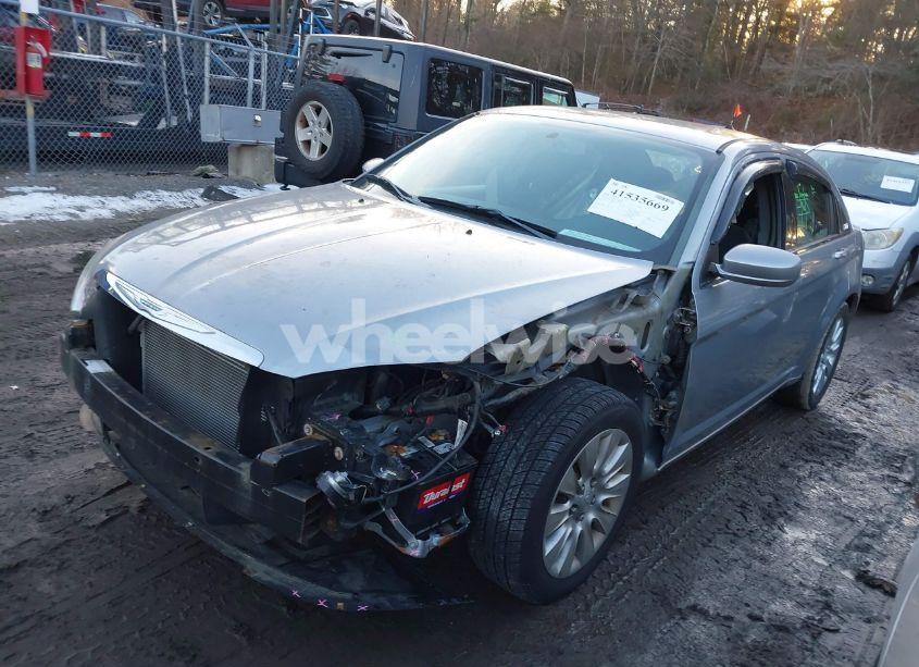 Photo 2 of 2013 Chrysler 200 LX (VIN 1C3CCBAG7DN724163)