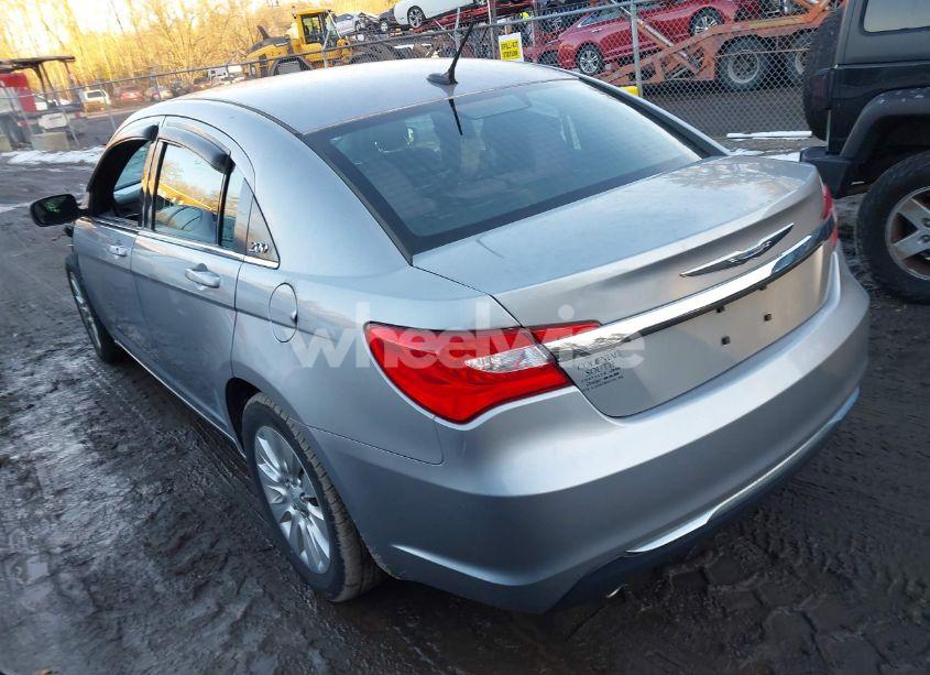 Photo 3 of 2013 Chrysler 200 LX (VIN 1C3CCBAG7DN724163)