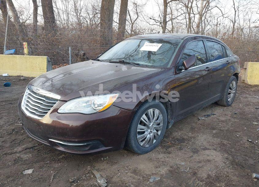 Photo 2 of 2013 Chrysler 200 LX (VIN 1C3CCBAG7DN736569)