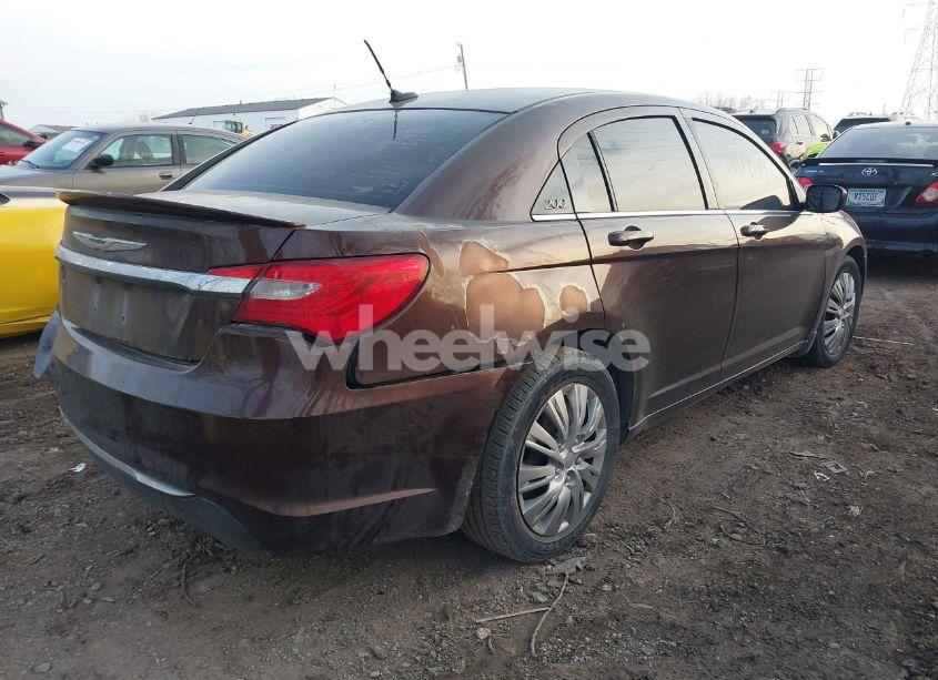 Photo 4 of 2013 Chrysler 200 LX (VIN 1C3CCBAG7DN736569)