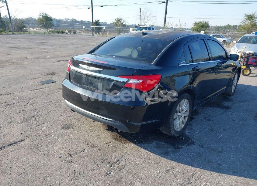 Photo 4 of 2014 Chrysler 200 LX (VIN 1C3CCBAG8EN149878)