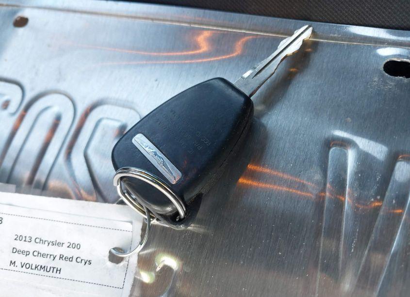 Photo 11 of 2013 Chrysler 200 LX (VIN 1C3CCBAG9DN767807)