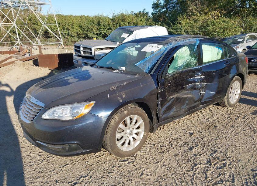 Photo 2 of 2012 Chrysler 200 TOURING (VIN 1C3CCBBB0CN109245)