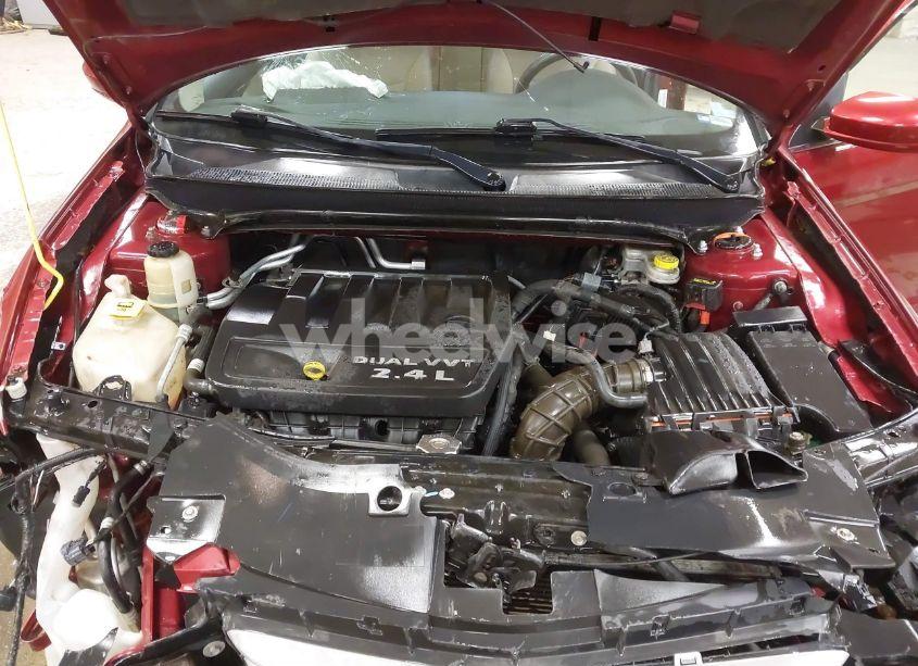 Photo 10 of 2012 Chrysler 200 TOURING (VIN 1C3CCBBB0CN181773)