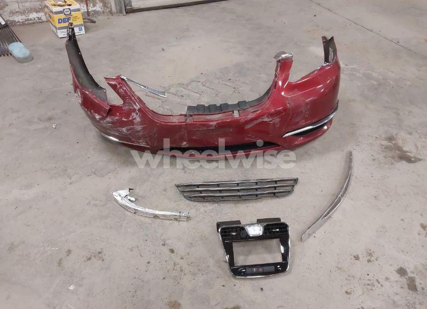 Photo 12 of 2012 Chrysler 200 TOURING (VIN 1C3CCBBB0CN181773)