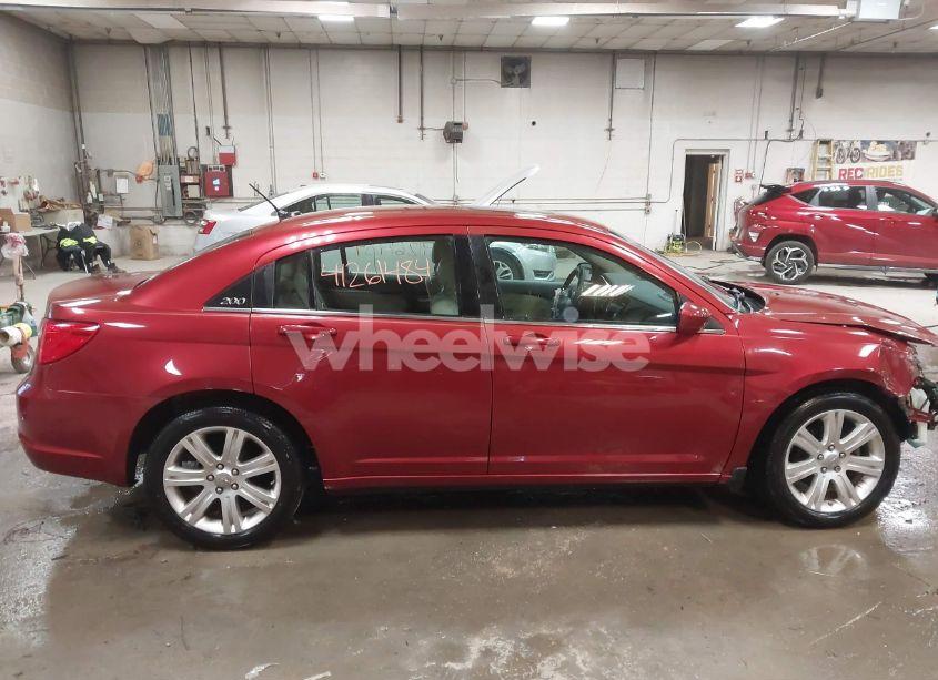 Photo 14 of 2012 Chrysler 200 TOURING (VIN 1C3CCBBB0CN181773)