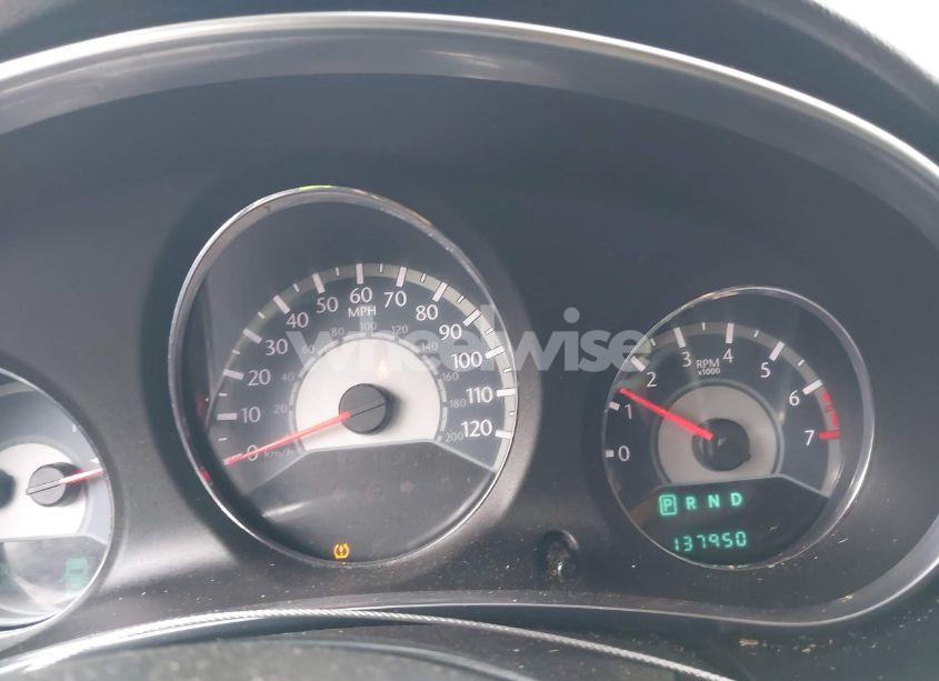Photo 7 of 2012 Chrysler 200 TOURING (VIN 1C3CCBBB0CN267715)