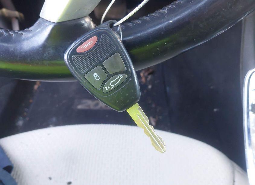 Photo 11 of 2013 Chrysler 200 TOURING (VIN 1C3CCBBB0DN501580)