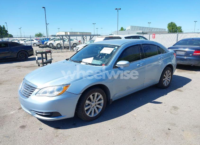 Photo 2 of 2013 Chrysler 200 TOURING (VIN 1C3CCBBB0DN545434)