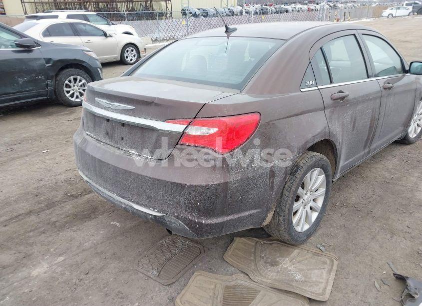 Photo 4 of 2013 Chrysler 200 TOURING (VIN 1C3CCBBB0DN570432)
