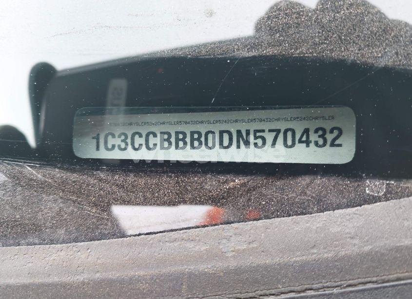 Photo 9 of 2013 Chrysler 200 TOURING (VIN 1C3CCBBB0DN570432)