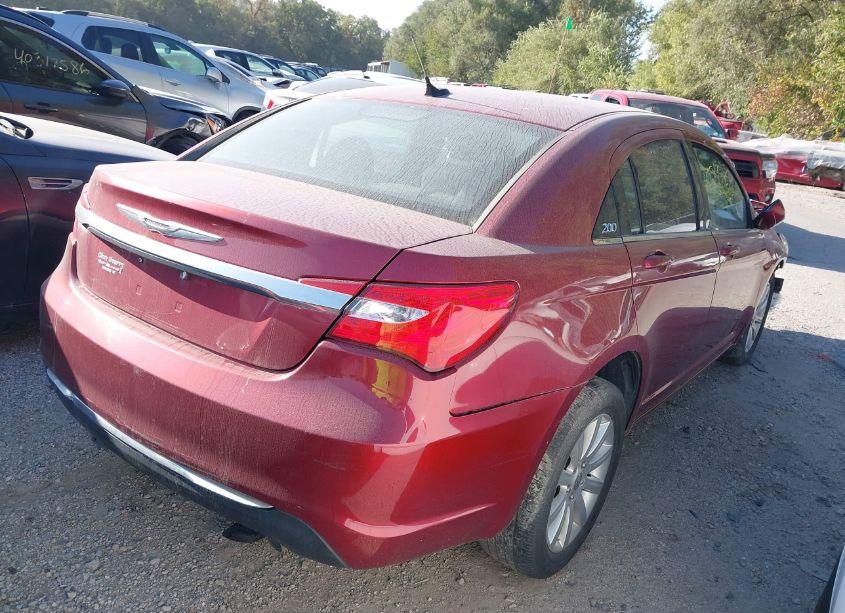Photo 4 of 2013 Chrysler 200 TOURING (VIN 1C3CCBBB0DN578434)