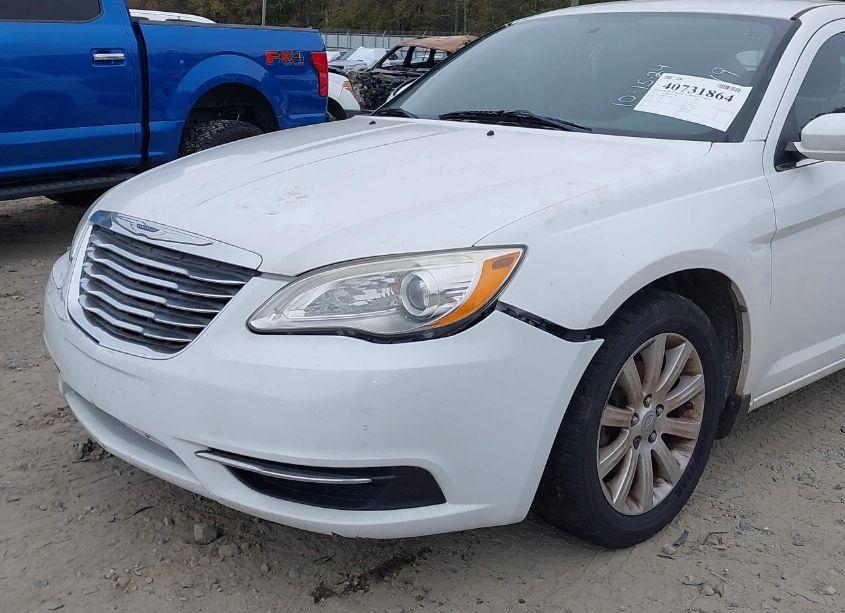 Photo 11 of 2013 Chrysler 200 TOURING (VIN 1C3CCBBB0DN600349)