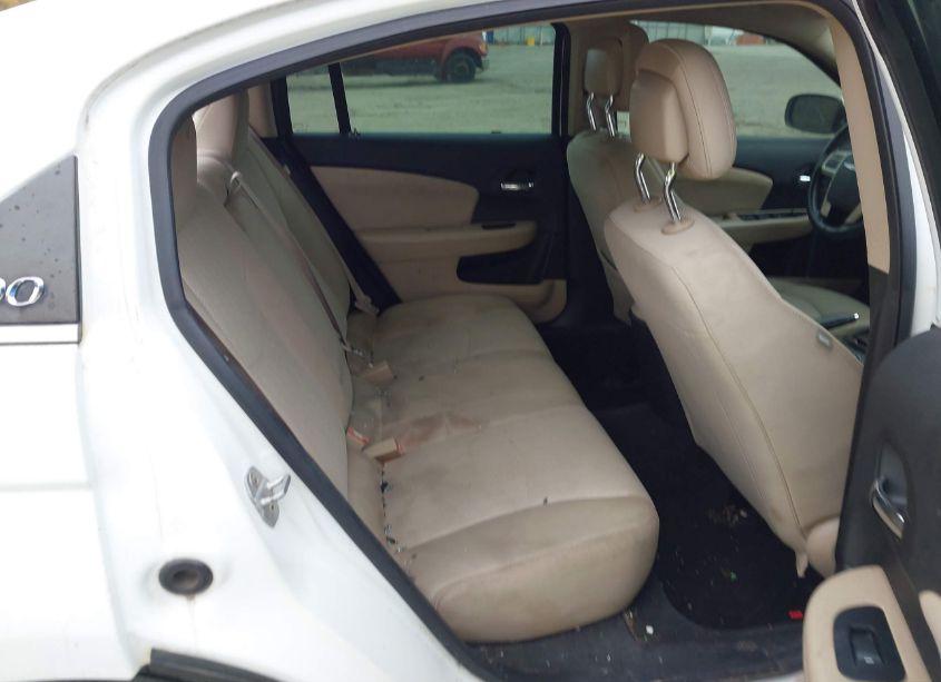 Photo 8 of 2013 Chrysler 200 TOURING (VIN 1C3CCBBB0DN600349)