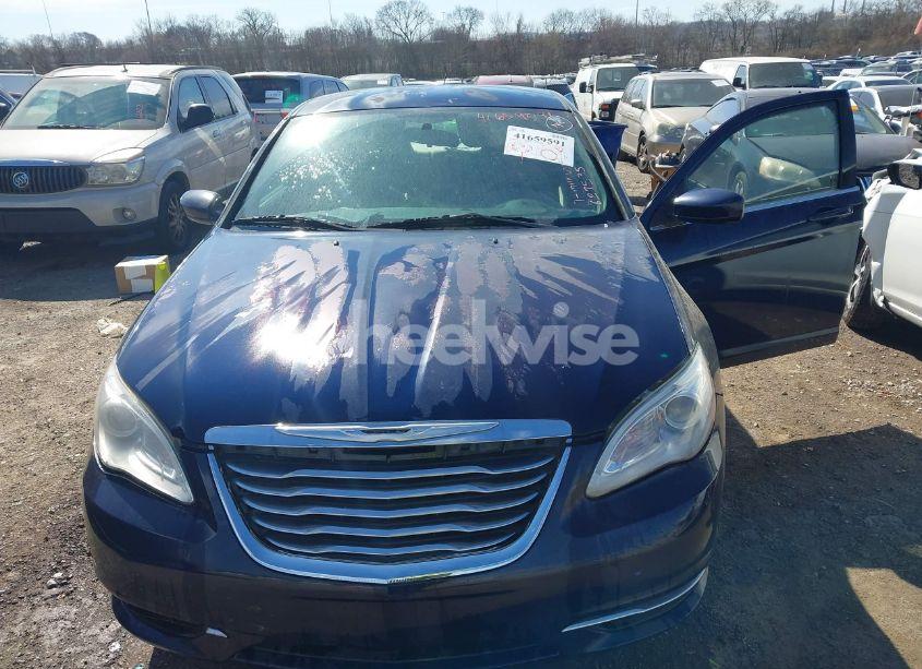 Photo 6 of 2013 Chrysler 200 TOURING (VIN 1C3CCBBB0DN627535)