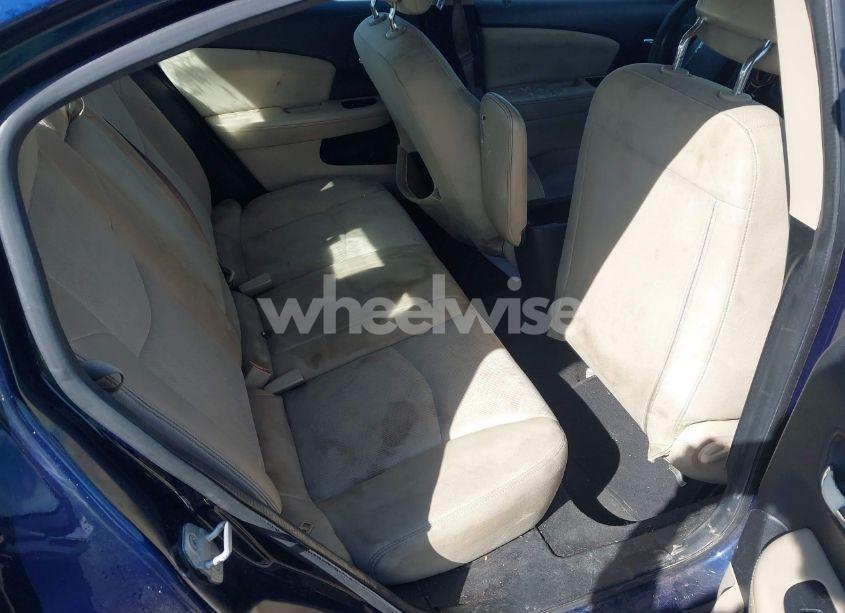 Photo 8 of 2013 Chrysler 200 TOURING (VIN 1C3CCBBB0DN627535)