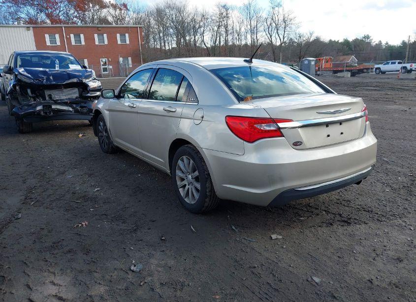 Photo 3 of 2013 Chrysler 200 TOURING (VIN 1C3CCBBB0DN627938)