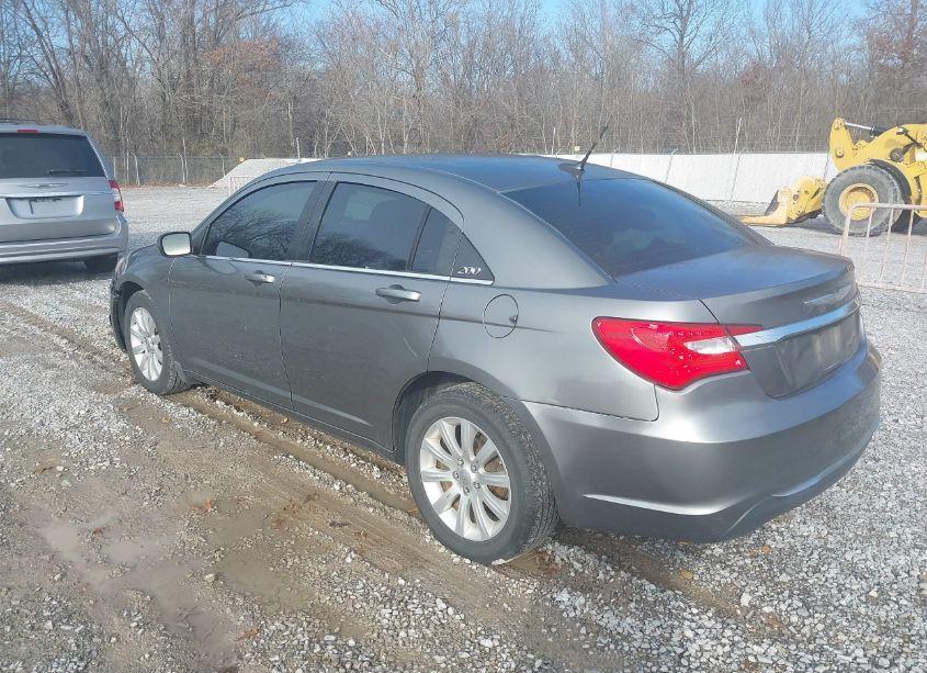 Photo 3 of 2013 Chrysler 200 TOURING (VIN 1C3CCBBB0DN695611)