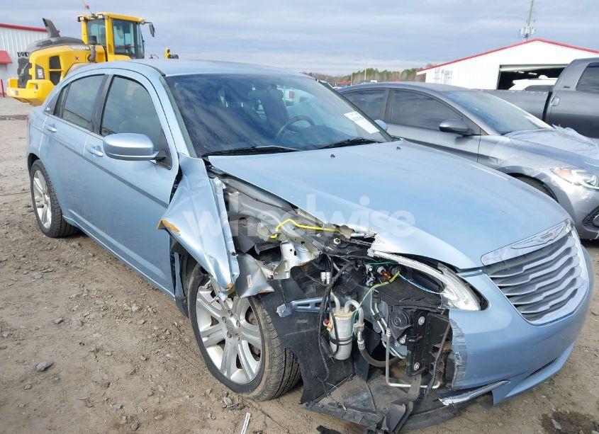 2013 Chrysler 200 TOURING (VIN 1C3CCBBB0DN700175) main photo