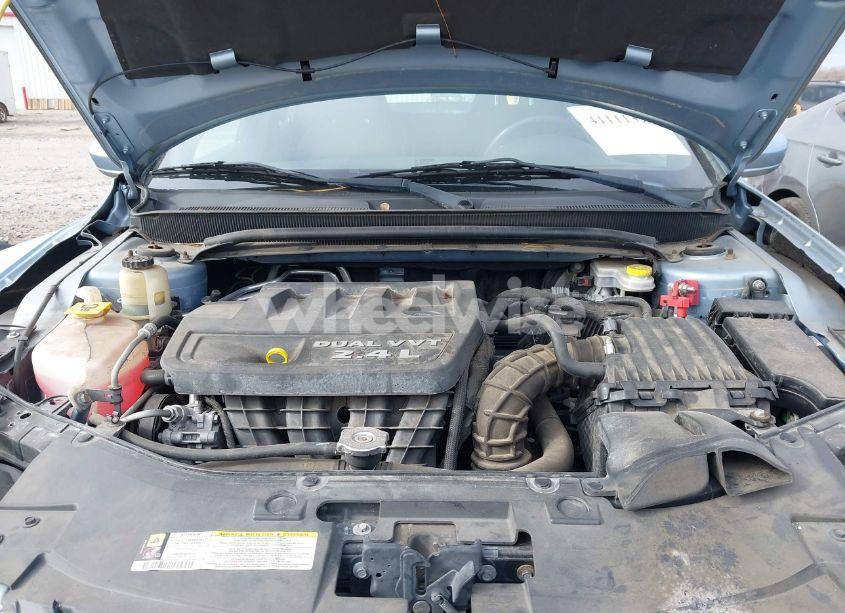 Photo 10 of 2013 Chrysler 200 TOURING (VIN 1C3CCBBB0DN700175)