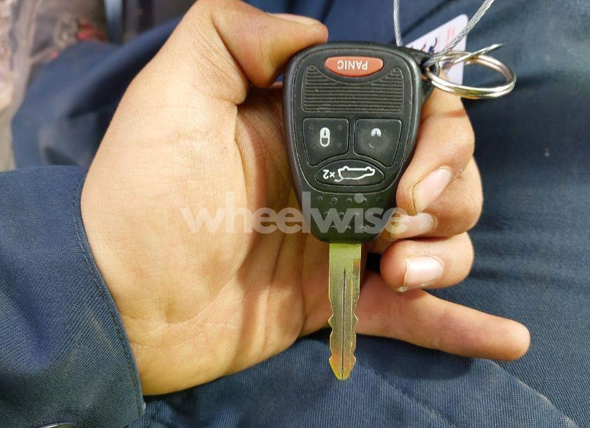 Photo 11 of 2013 Chrysler 200 TOURING (VIN 1C3CCBBB0DN700175)