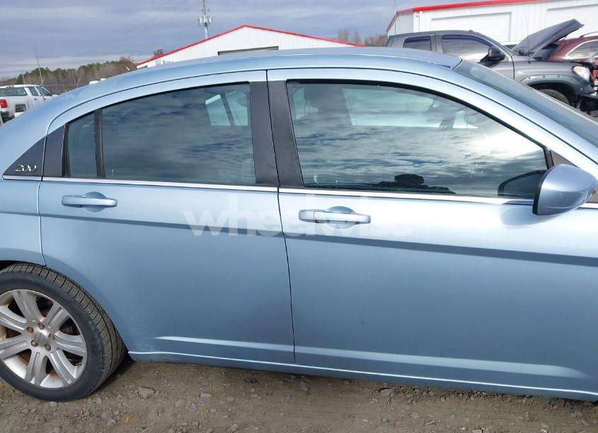 Photo 14 of 2013 Chrysler 200 TOURING (VIN 1C3CCBBB0DN700175)