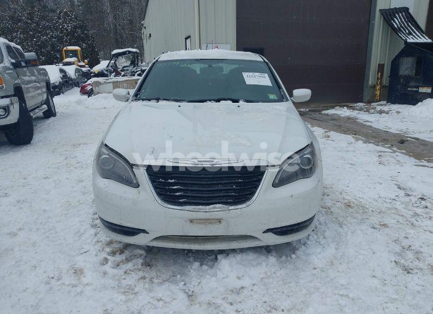 Photo 13 of 2013 Chrysler 200 TOURING (VIN 1C3CCBBB0DN728493)