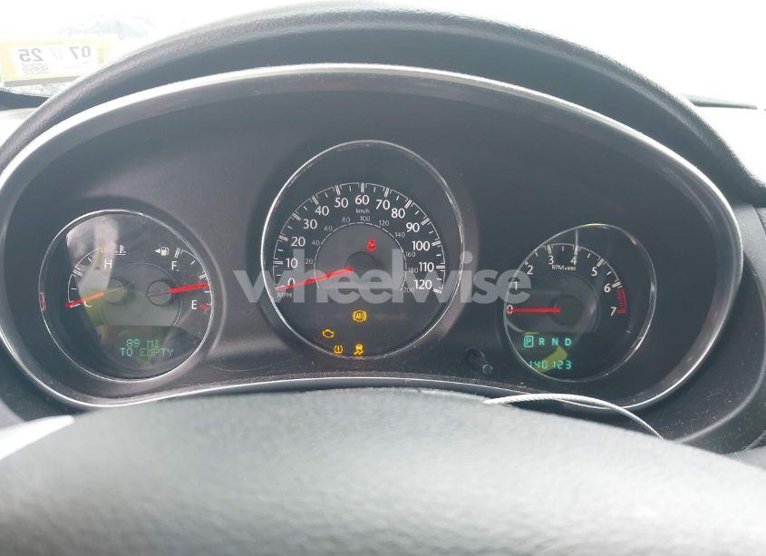 Photo 7 of 2013 Chrysler 200 TOURING (VIN 1C3CCBBB0DN728493)