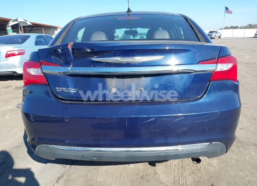 Photo 13 of 2014 Chrysler 200 TOURING (VIN 1C3CCBBB0EN119339)