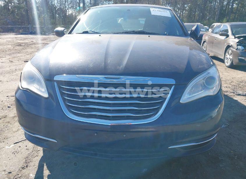 Photo 6 of 2014 Chrysler 200 TOURING (VIN 1C3CCBBB0EN119339)