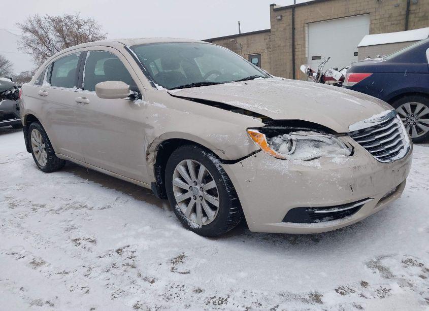2014 Chrysler 200 TOURING (VIN 1C3CCBBB0EN179783) main photo