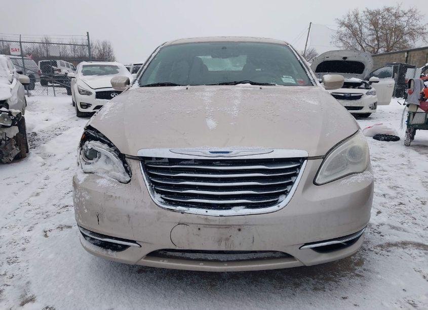 Photo 11 of 2014 Chrysler 200 TOURING (VIN 1C3CCBBB0EN179783)