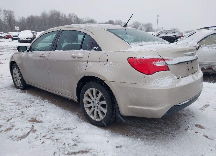 Photo 3 of 2014 Chrysler 200 TOURING (VIN 1C3CCBBB0EN179783)
