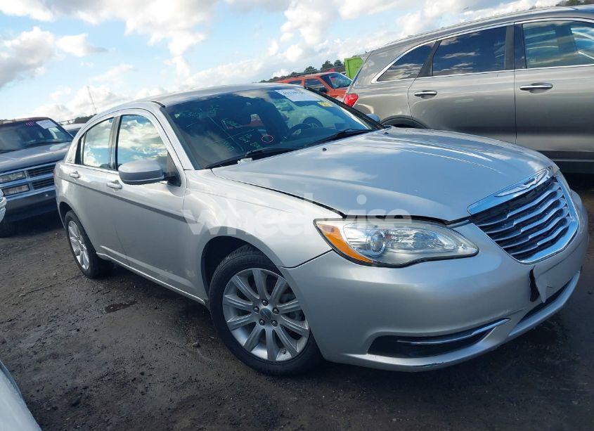 Photo 13 of 2012 Chrysler 200 TOURING (VIN 1C3CCBBB1CN100232)