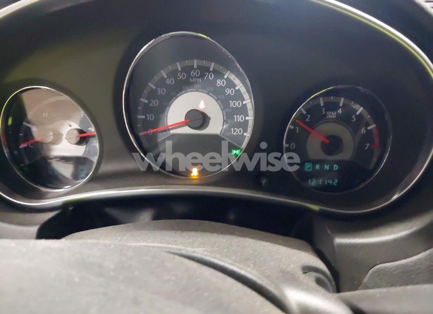 Photo 7 of 2012 Chrysler 200 TOURING (VIN 1C3CCBBB1CN129598)