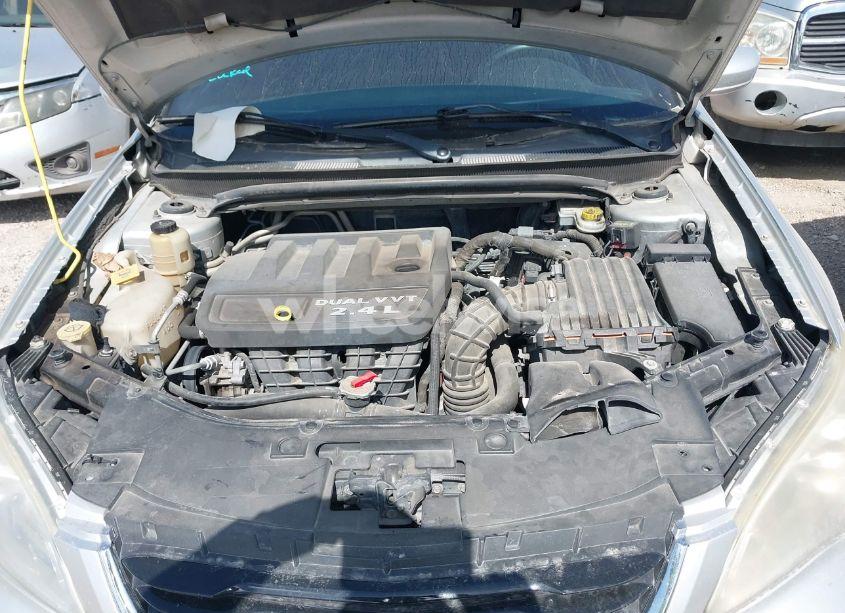 Photo 10 of 2012 Chrysler 200 TOURING (VIN 1C3CCBBB1CN175979)