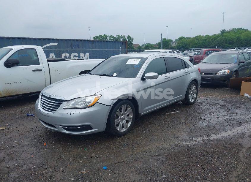 Photo 2 of 2012 Chrysler 200 TOURING (VIN 1C3CCBBB1CN188649)