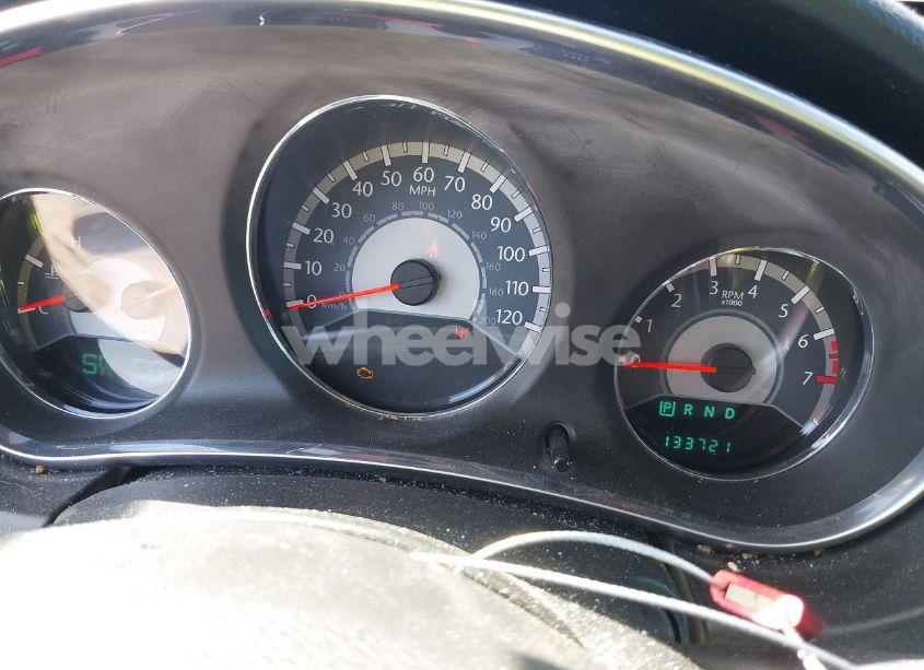 Photo 7 of 2012 Chrysler 200 TOURING (VIN 1C3CCBBB1CN197853)