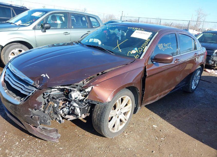 Photo 2 of 2013 Chrysler 200 TOURING (VIN 1C3CCBBB1DN542560)