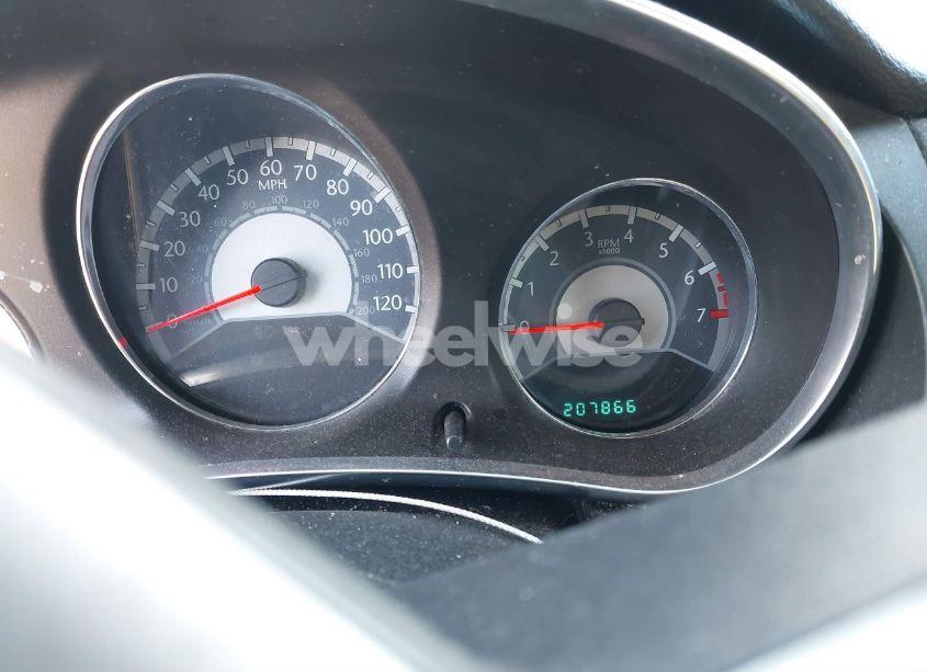 Photo 7 of 2014 Chrysler 200 TOURING (VIN 1C3CCBBB1EN153418)