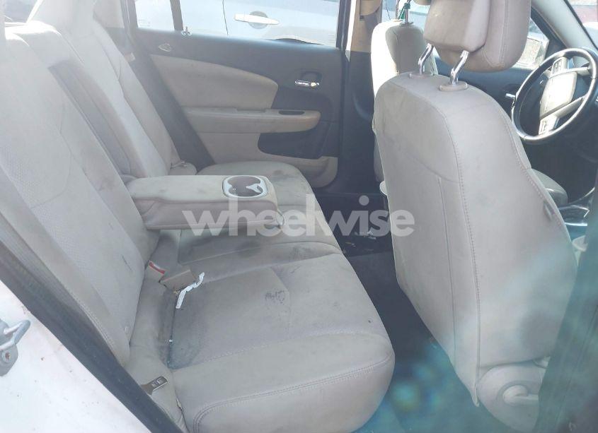 Photo 8 of 2014 Chrysler 200 TOURING (VIN 1C3CCBBB1EN153418)