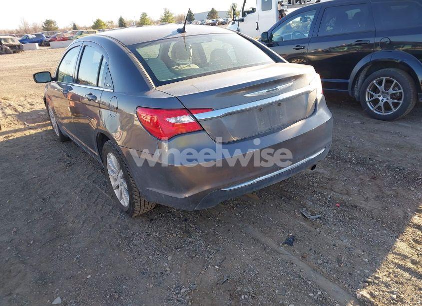 Photo 3 of 2014 Chrysler 200 TOURING (VIN 1C3CCBBB1EN197743)