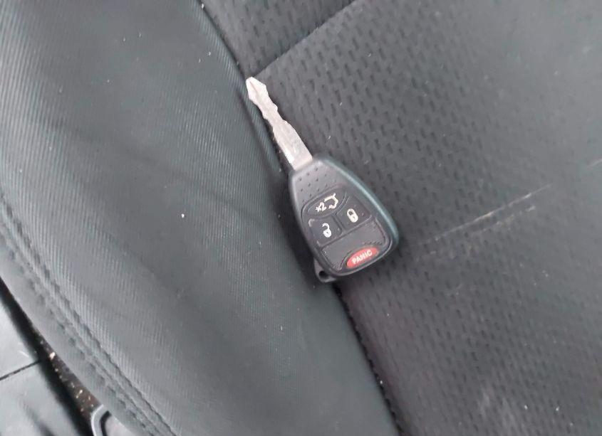 Photo 11 of 2012 Chrysler 200 TOURING (VIN 1C3CCBBB2CN164246)