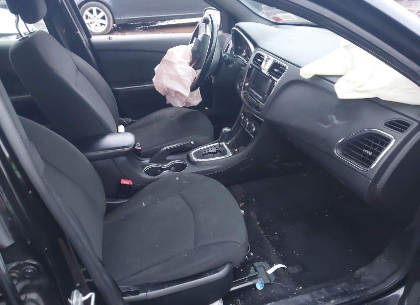 Photo 5 of 2012 Chrysler 200 TOURING (VIN 1C3CCBBB2CN164246)