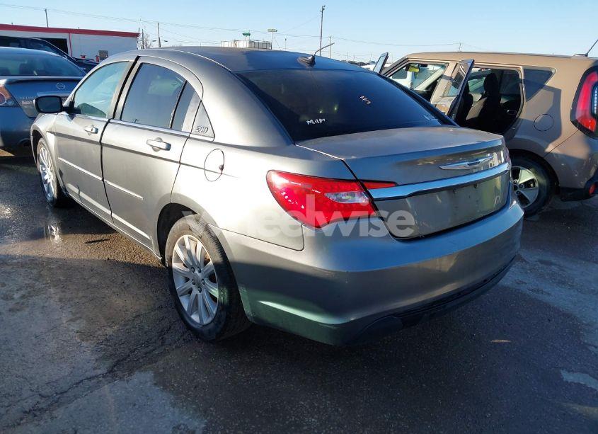 Photo 3 of 2012 Chrysler 200 TOURING (VIN 1C3CCBBB2CN191625)