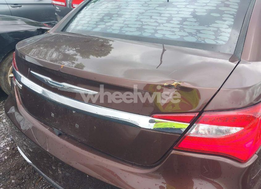 Photo 12 of 2013 Chrysler 200 TOURING (VIN 1C3CCBBB2DN538825)