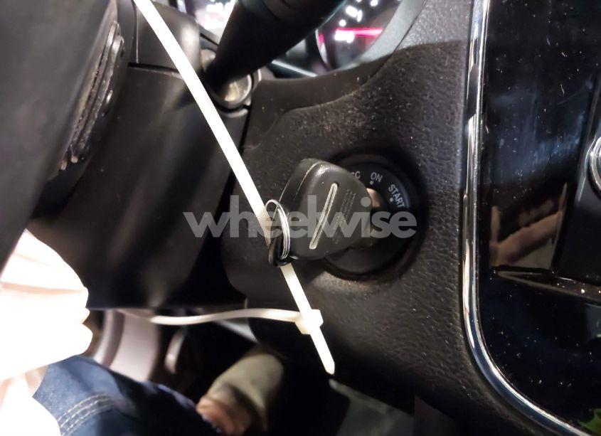 Photo 11 of 2013 Chrysler 200 TOURING (VIN 1C3CCBBB2DN540106)