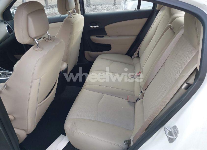 Photo 8 of 2013 Chrysler 200 TOURING (VIN 1C3CCBBB2DN557567)