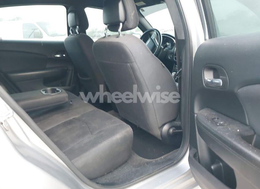 Photo 8 of 2013 Chrysler 200 TOURING (VIN 1C3CCBBB2DN570108)